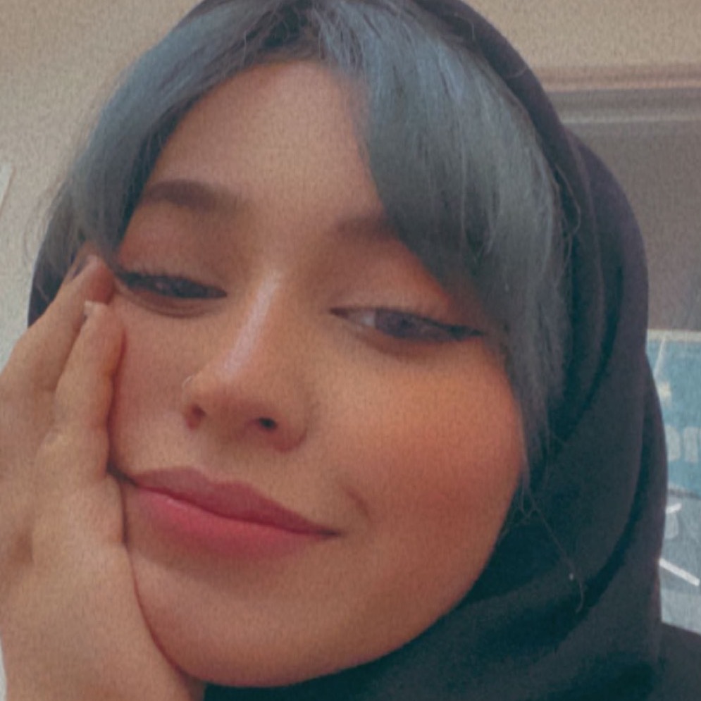 Ghadah Almanjoomi